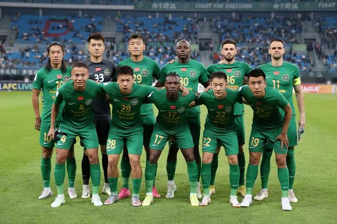 阿联酋阿里备战亚冠战，全队士气高涨的简单介绍